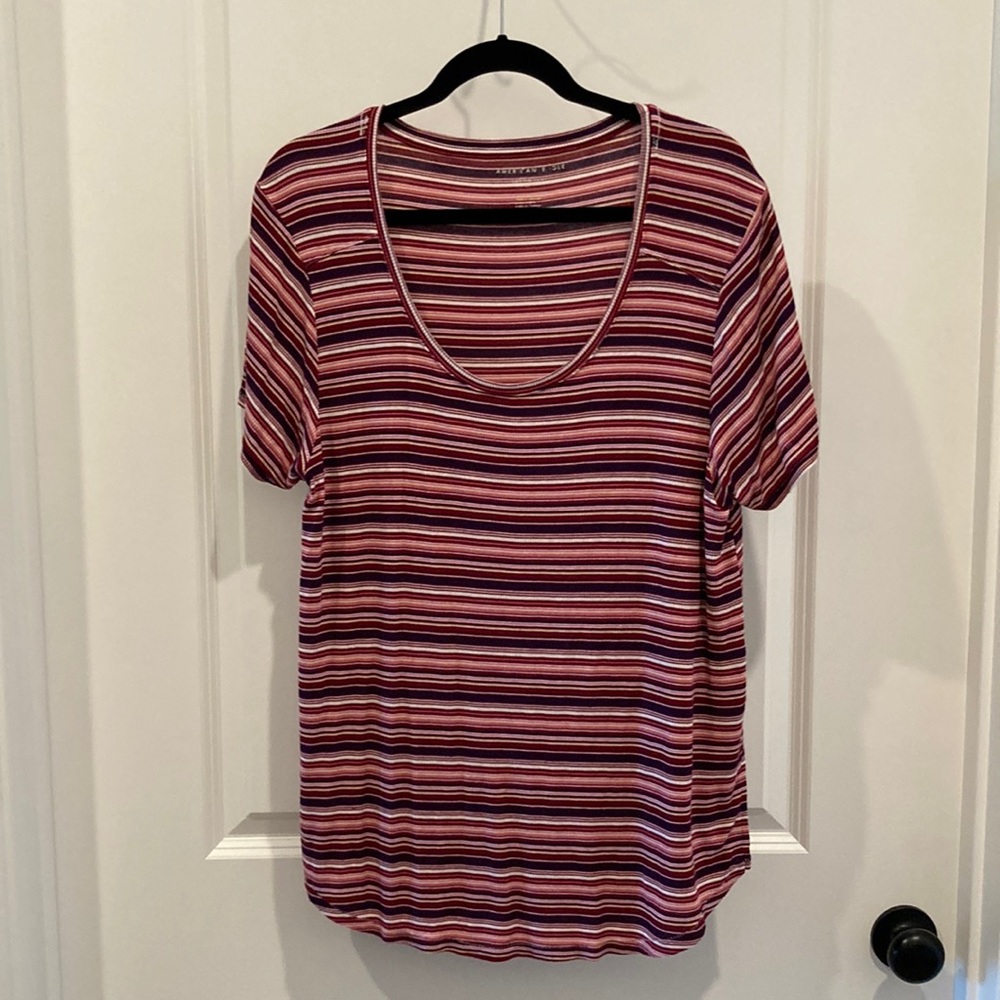 UEC American Eagle Soft & Sexy U-Neck Oversized T-Shirt Striped Red Size L